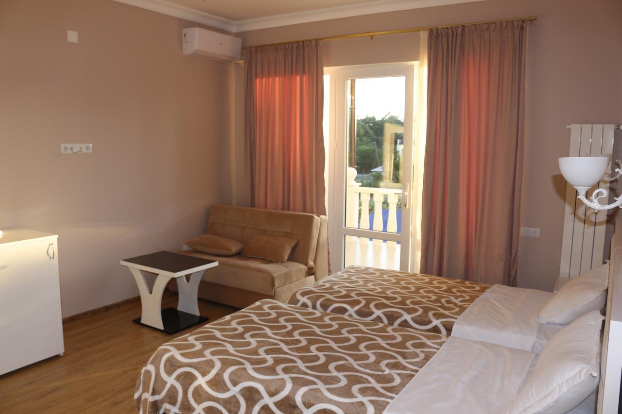 Guest House Sofia Kobuleti Eksteriør billede